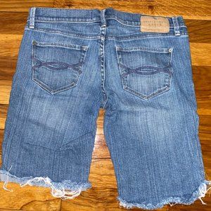 LAST CHANCE - Abercrombie & Fitch Jean Shorts size 2